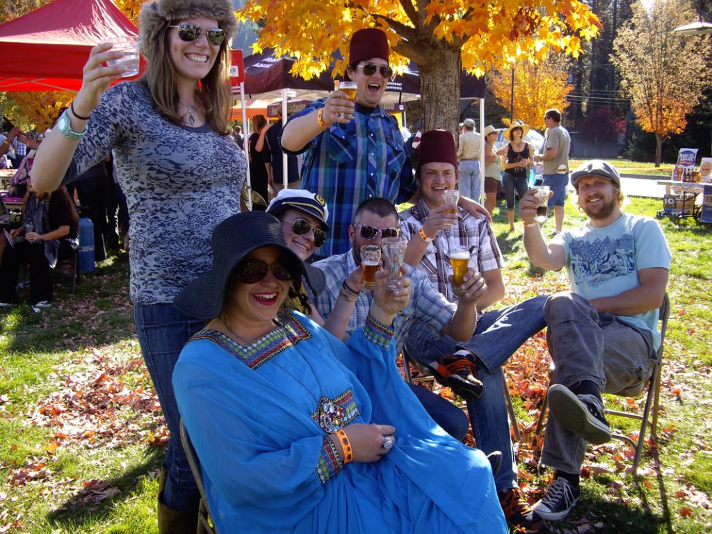 group enjoying beer at mountain harvest beer festival Quincy, ca