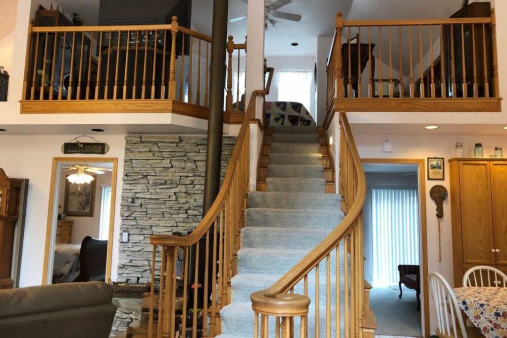 staircase and loft baker cabin