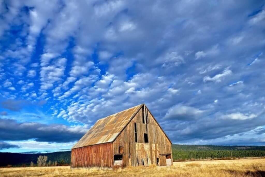 Olsen Barn with cloud cover