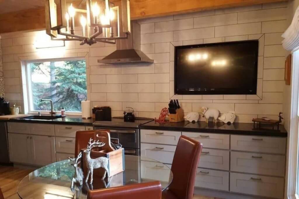 Kitchen Area of Paradise Cove