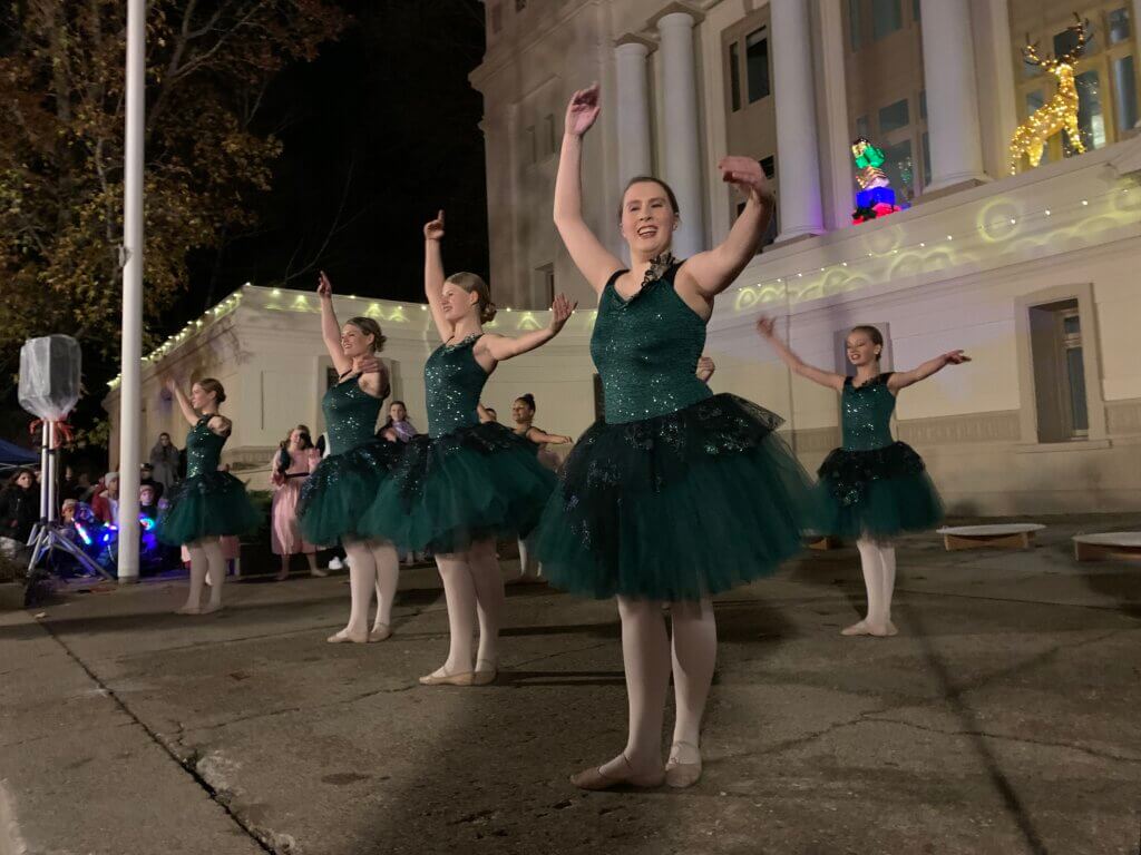 Dancing Performers in fron of Courhouse during Sparke Event Quincy CA