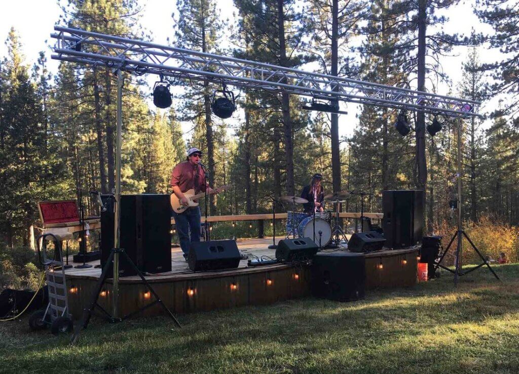 Music at the brewing liar band performing on stage