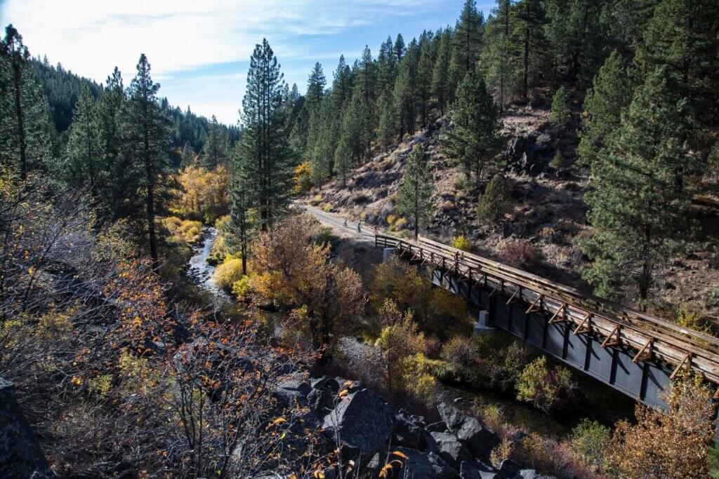 Fall colors along the Susan River with view of bridge and Bizz Johnson Trail