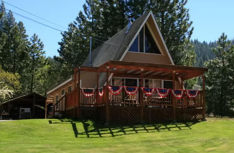 A fram cabin lake cove resort