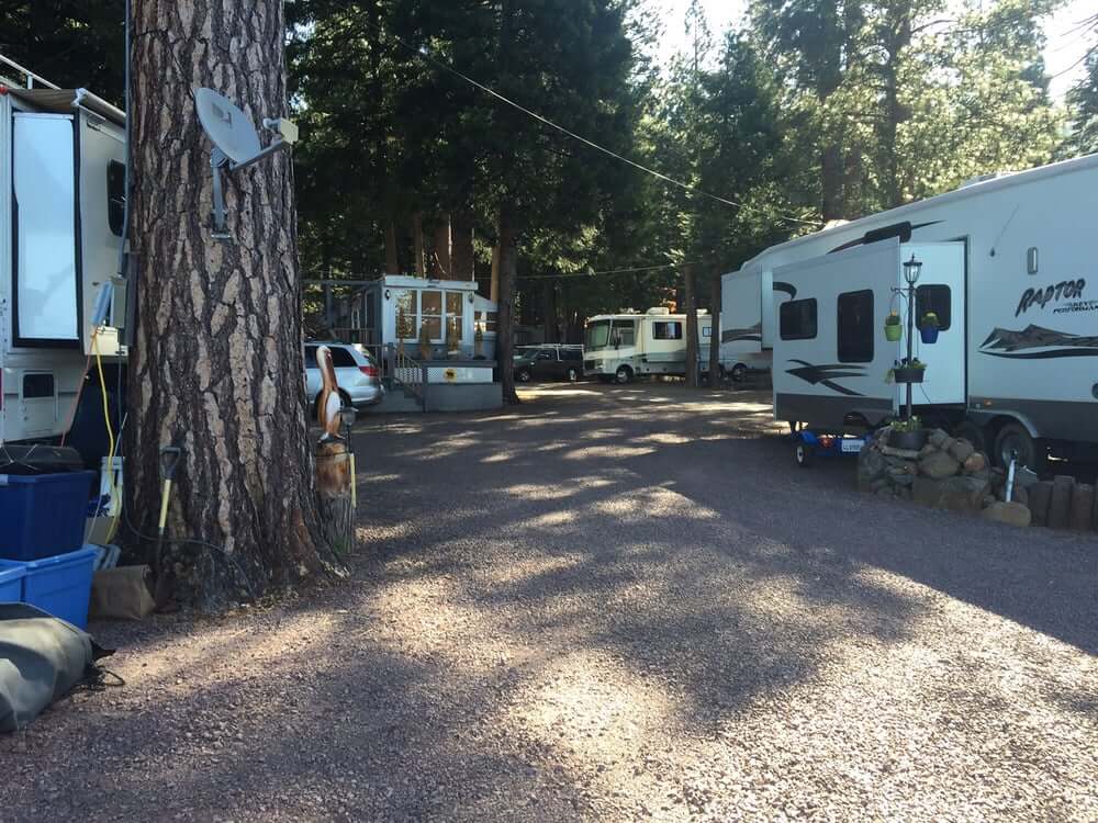 RV camp at Vagabond Resort